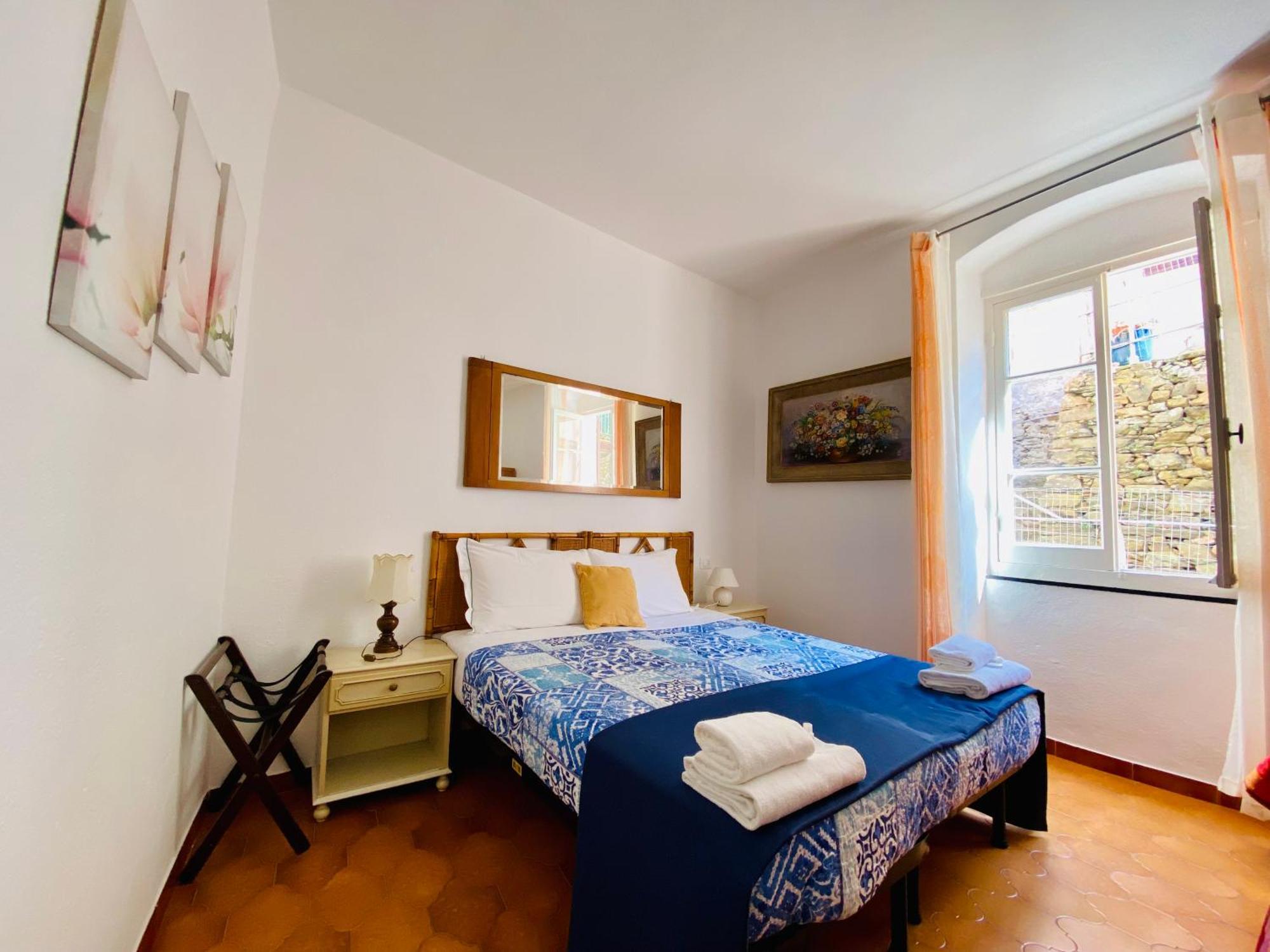 The Manarola Main Plaza Hotel Bagian luar foto